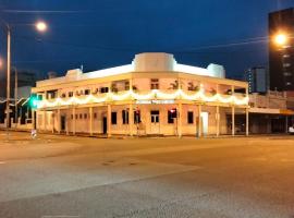 Newmarket Hotel，位于汤斯维尔的酒店