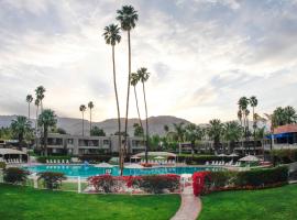 影山度假酒店&俱乐部，位于棕榈荒漠Saks Fifth Avenue Palm Desert附近的酒店