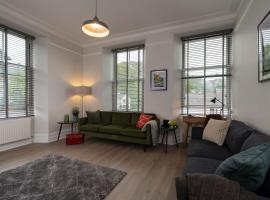 Spacious Apartment in Coniston, by LetMeStay，位于科尼斯顿的酒店