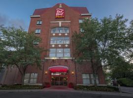 哥伦布市会议中心红顶酒店，位于哥伦布的酒店