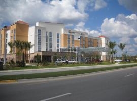 迈尔斯堡弗鲁姆凯悦嘉轩酒店，位于迈尔斯堡西南佛罗里达国际机场 - RSW附近的酒店