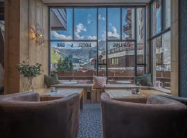 Curling Hôtel & Bar，位于蒂涅的酒店