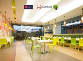 Zest Jemursari by Swiss-Belhotel International，位于泗水朱安达国际机场 - SUB附近的酒店