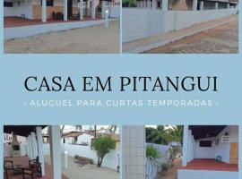 Casa Praia Pitangui (Litoral Norte Natal)，位于Extremóz的低价酒店