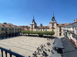 Palacete Plaza Mayor，位于厄尔·布尔戈·德·奥斯马的酒店