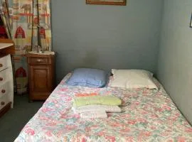 CHAMBRE CHEZ L'HABITANT NOISIEL
