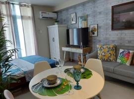 HPH Staycation - Saekyung 956 Condo，位于麦克坦的酒店