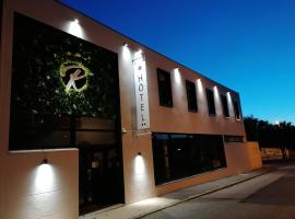 乐日克奥德酒店，位于Domagné的酒店