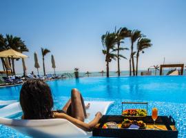 Cancun Sokhna Resort & Villas，位于艾因苏赫纳的酒店