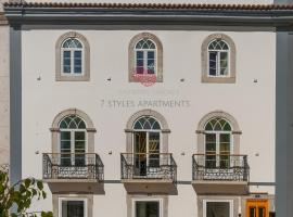 7 Styles Apartments by Raspberry Cascade，位于法鲁Palacete Belmarço附近的酒店