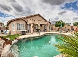 5 Mi to Golf Courses BBQ-Ready Surprise Home