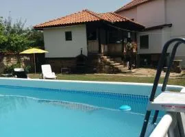 Събевата къща