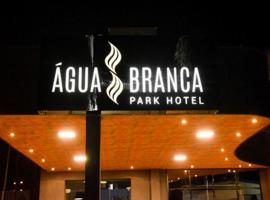 Água Branca Park Hotel，位于阿拉萨图巴阿拉萨图巴机场 - ARU附近的酒店
