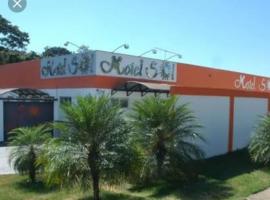 Motel Sol Parque Cascavel，位于戈亚尼亚的酒店