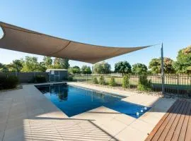 Nepeta Cataria Estate - Echuca Holiday Homes