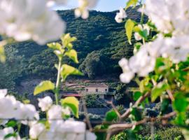 Villa Kamilakis Escape To Nature，位于Agios Padeleimon的度假短租房