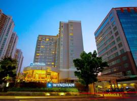 Wyndham Casablanca Jakarta，位于雅加达哥打卡萨布兰卡购物中心附近的酒店