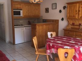 VARS Les Claux 05560 Appt Montagne été/hiver 4/6 P，位于瓦尔的酒店