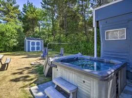 Coastal PNW Gem with Hot Tub - Walk to Beach!