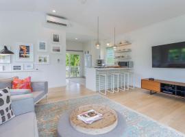 Hanalei Beachfront Cottage home，位于哈纳莱伊的酒店
