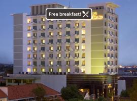 萨提卡彭德吉林苏腊巴亚酒店，位于泗水的酒店