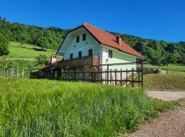 Vineyard cottage Klobčar，位于Semič的度假屋