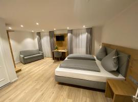 Hotel Gasthof zur Post，位于贝内迪克特博依恩的酒店