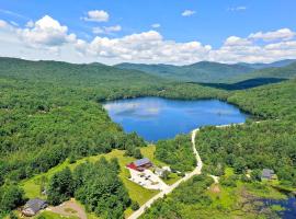 Mountain Meadows Lodge，位于基灵顿Gifford Woods State Park附近的酒店