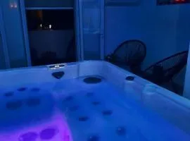 Maison avec jacuzzi