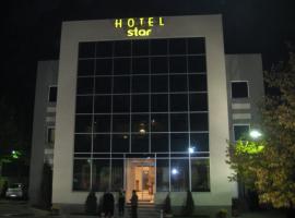 Hotel Star，位于Blažuj的酒店