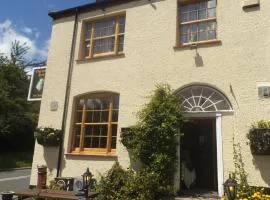 恩格兰兹玫瑰酒店