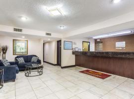 Econo Lodge Clinton - Jackson West，位于克林顿的酒店