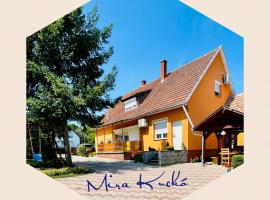 Mira Kuckó，位于Öreglak的酒店