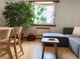 Centrally Located Apartment in Poschiavo，位于波斯基亚沃的酒店