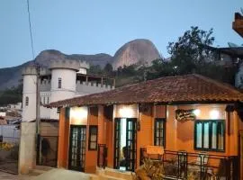 Casa de Temporada no Centro de Pedra Azul