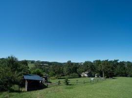 Chambre d'hotes La Source Aveyron，位于Saint-André-de-Najac的旅馆