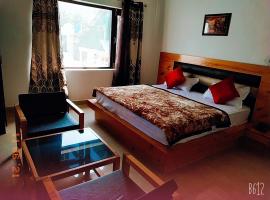 Hotel Dreamland Bhaderwah，位于Doda的酒店