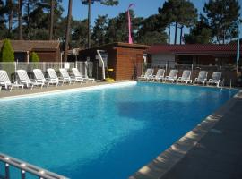 Mobil home 6 personnes - Camping les jardins du littoral，位于拉卡诺的酒店