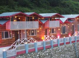 Rooftop Cottages & Restaurant, Pangot，位于奈尼塔尔的豪华型酒店