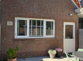 Zijperweg Vakantiehuis vlakbij zee, strand en bos，位于佩滕的酒店