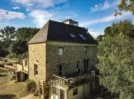 Ancien Moulin rénové à neuf pour 20 personnes sur les rives du Trieux