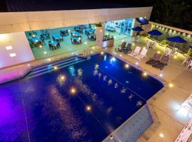 Hotel 0asis de la Colina Boutique，位于吉拉尔多特的酒店