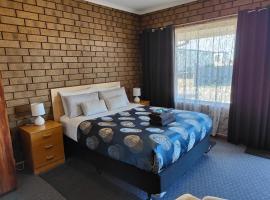 Airport Whyalla Motel，位于怀阿拉的酒店