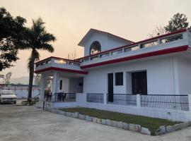 Cafehimachal，位于Mājra的酒店