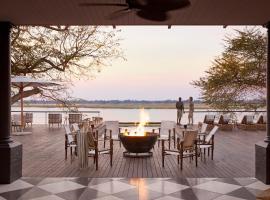 Zambezi Grande Private Game Experience，位于Mafuta哥瓦比桥（卡福埃河）附近的酒店