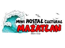 Mini Hostal Cultural de Mazatlán，位于马萨特兰的民宿