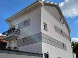 Apartmani Gacic- Sabac，位于沙巴茨的酒店