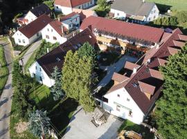 Soukromá rezidence Pohádková usedlost Lovětín，位于Lovětín的酒店