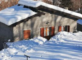 Chalet Abetone in Tuscany，位于阿贝托内的木屋