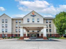 印第安纳波利斯东康福特茵酒店，位于印第安纳波利斯Warren Township的酒店